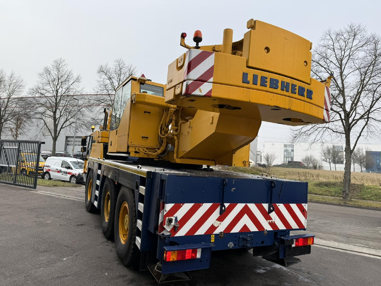 Liebherr LTM 1055-3.1 (06 - 055 996) - Mobil vinç: fotoğraf 4 Liebherr LTM 1055-3.1 (06 - 055 996) - Mobil vinç: fotoğraf 4