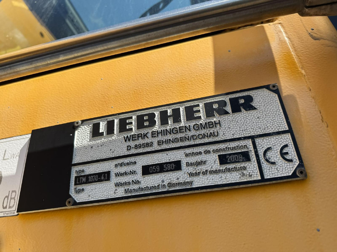 Mobil vinç Liebherr LTM 1070-4.1 (08 - 059 580): fotoğraf 9