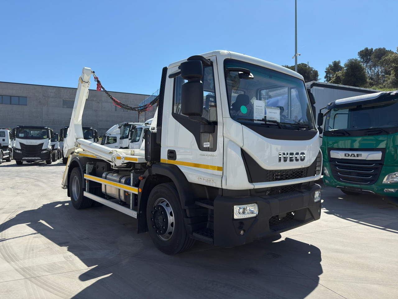 IVECO ML190E28L Eurocargo E6 (Track Equipment) - Hidrolift kamyon: fotoğraf 2 IVECO ML190E28L Eurocargo E6 (Track Equipment) - Hidrolift kamyon: fotoğraf 2