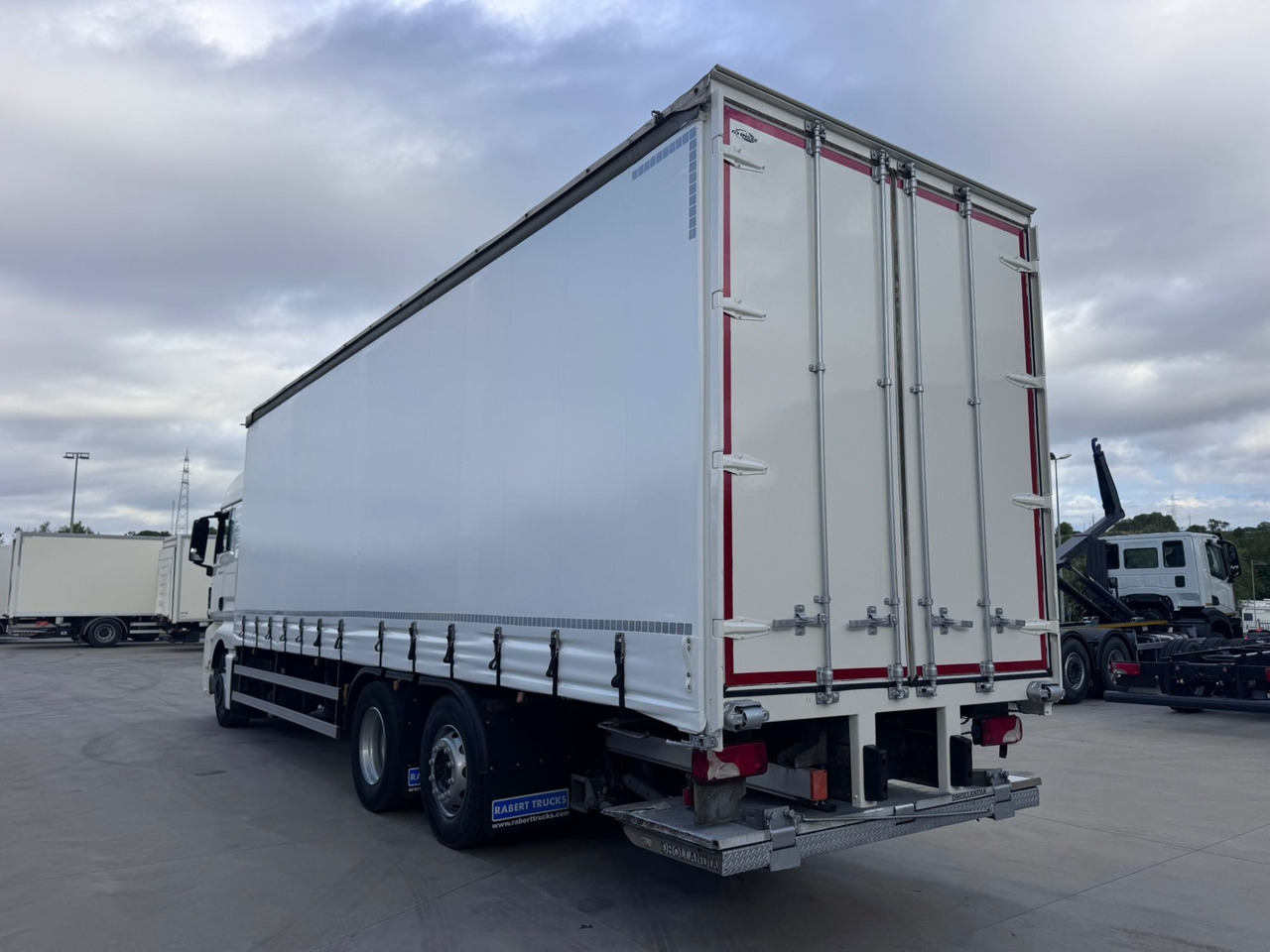 MAN 26.360 L TGX E6 (Tauliner) - Tenteli kamyon: fotoğraf 3 MAN 26.360 L TGX E6 (Tauliner) - Tenteli kamyon: fotoğraf 3