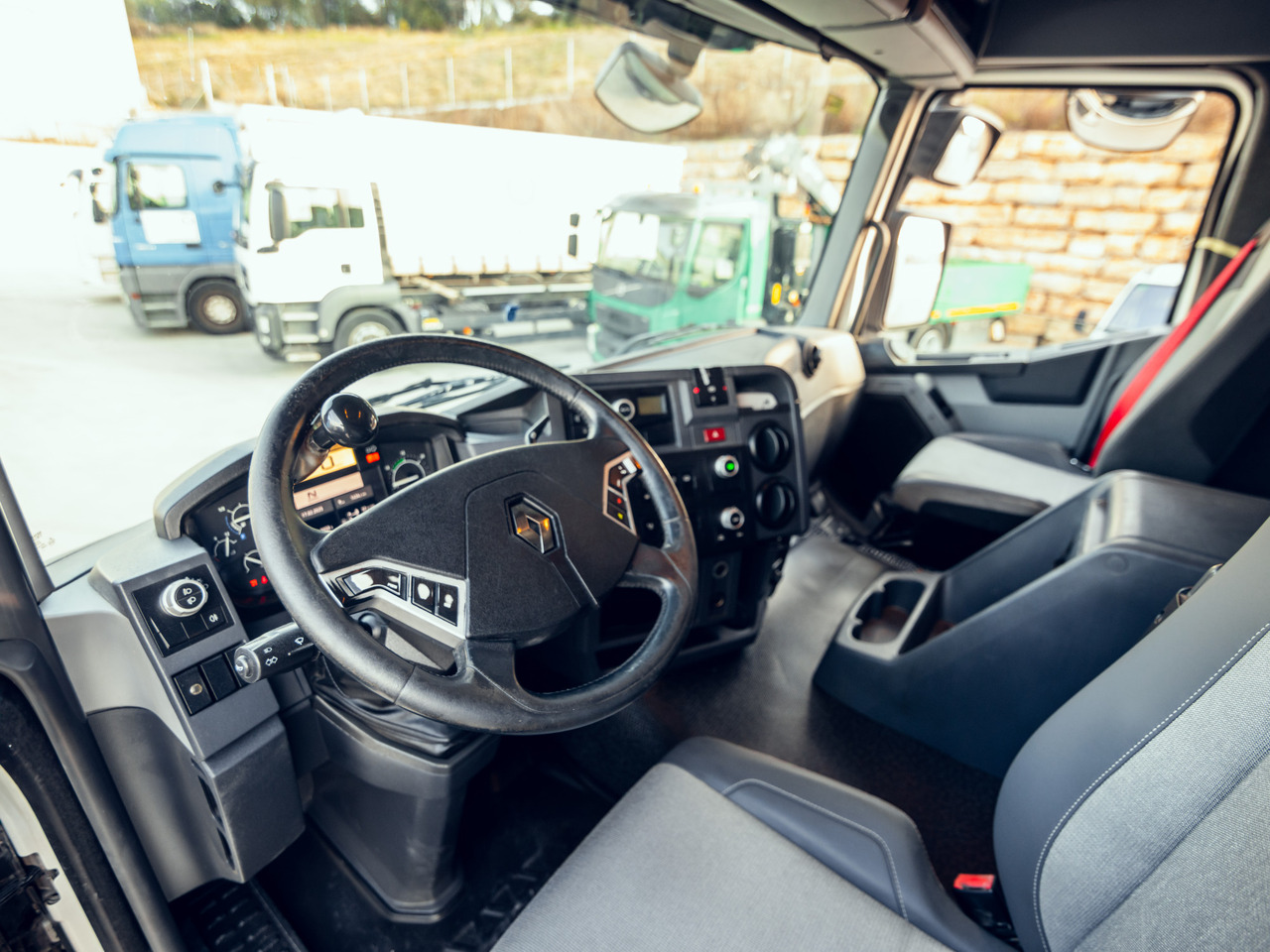 RENAULT C460 E6 (Chassis) - Şasi kamyon: fotoğraf 5 RENAULT C460 E6 (Chassis) - Şasi kamyon: fotoğraf 5