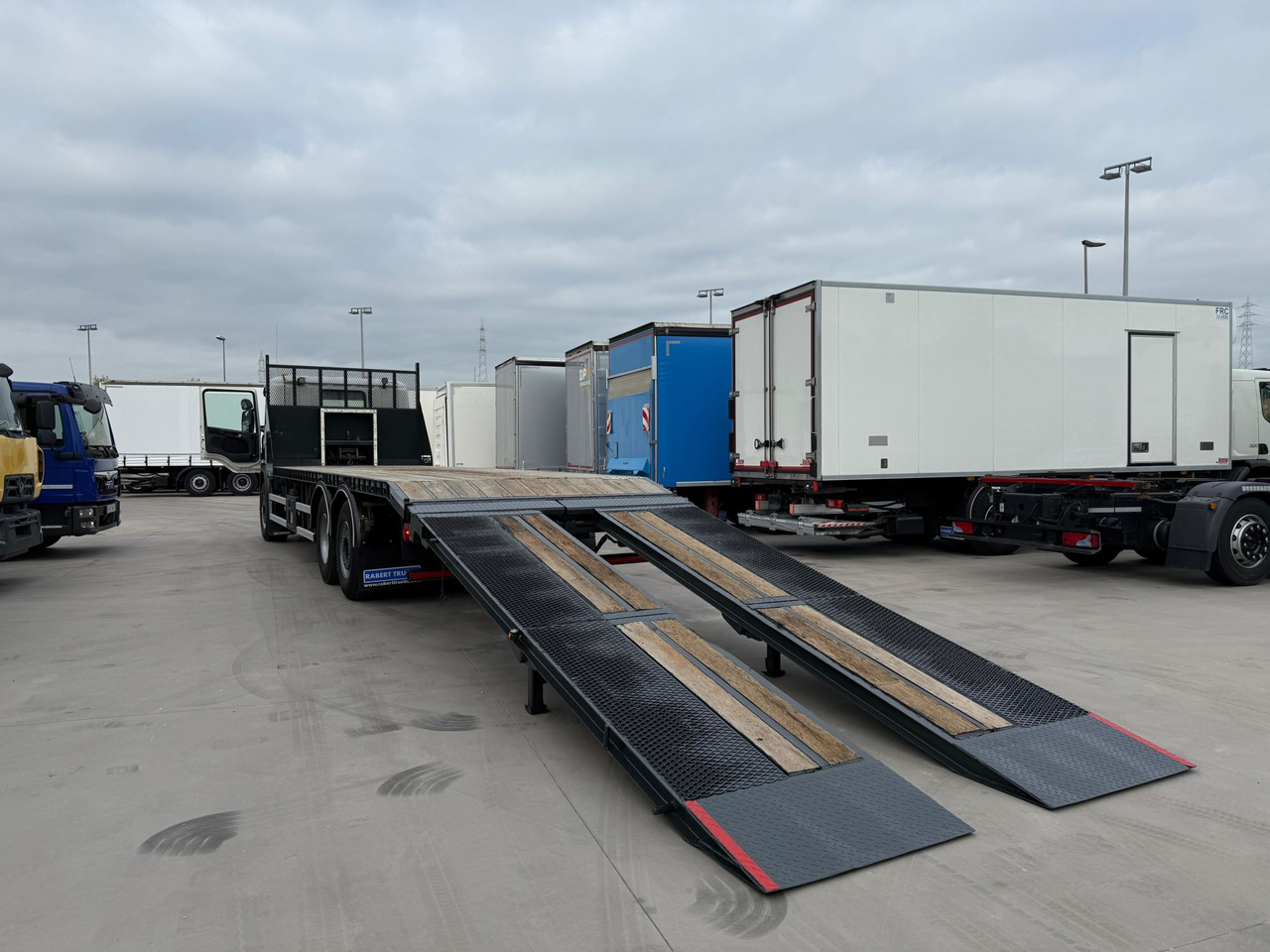 SCANIA P410 E6 (Machinery Carrier) - Araba taşıyıcı kamyon: fotoğraf 5 SCANIA P410 E6 (Machinery Carrier) - Araba taşıyıcı kamyon: fotoğraf 5