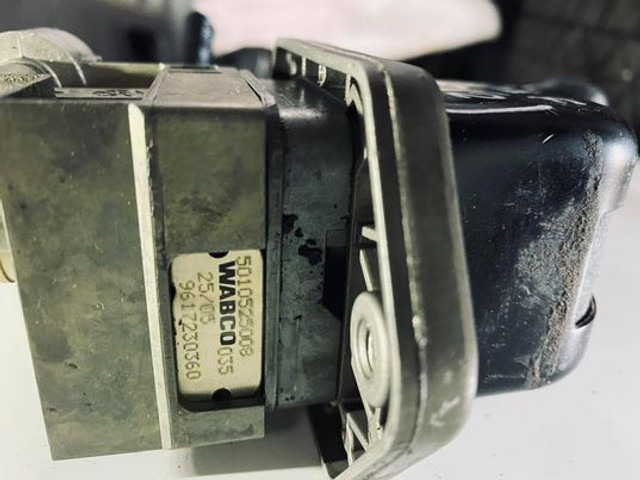 Wabco 5 - Kabin ve iç mekan: fotoğraf 3 Wabco 5 - Kabin ve iç mekan: fotoğraf 3