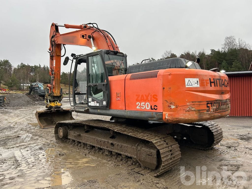 250 LC Zaxis - Paletli ekskavatör: fotoğraf 5 250 LC Zaxis - Paletli ekskavatör: fotoğraf 5