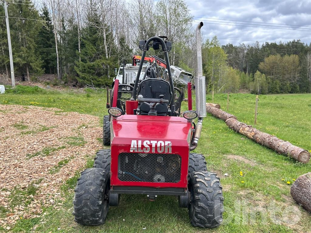 Alstor 821 8X8 / med tillbehör - Forwarder: fotoğraf 2 Alstor 821 8X8 / med tillbehör - Forwarder: fotoğraf 2