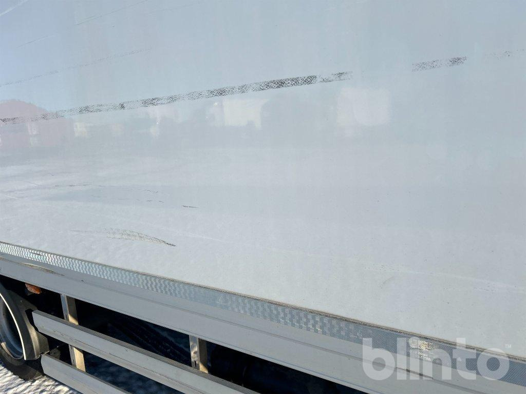 Kapalı kasa Bakgavellift & Kylaggregat: fotoğraf 13 Kapalı kasa Bakgavellift & Kylaggregat: fotoğraf 13