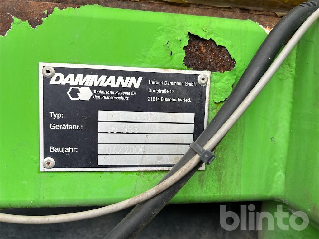 Dammann Trac DT 2000 H mit 4036 Aufbau - Kendi yürür ilaçlama makinesi: fotoğraf 5 Dammann Trac DT 2000 H mit 4036 Aufbau - Kendi yürür ilaçlama makinesi: fotoğraf 5
