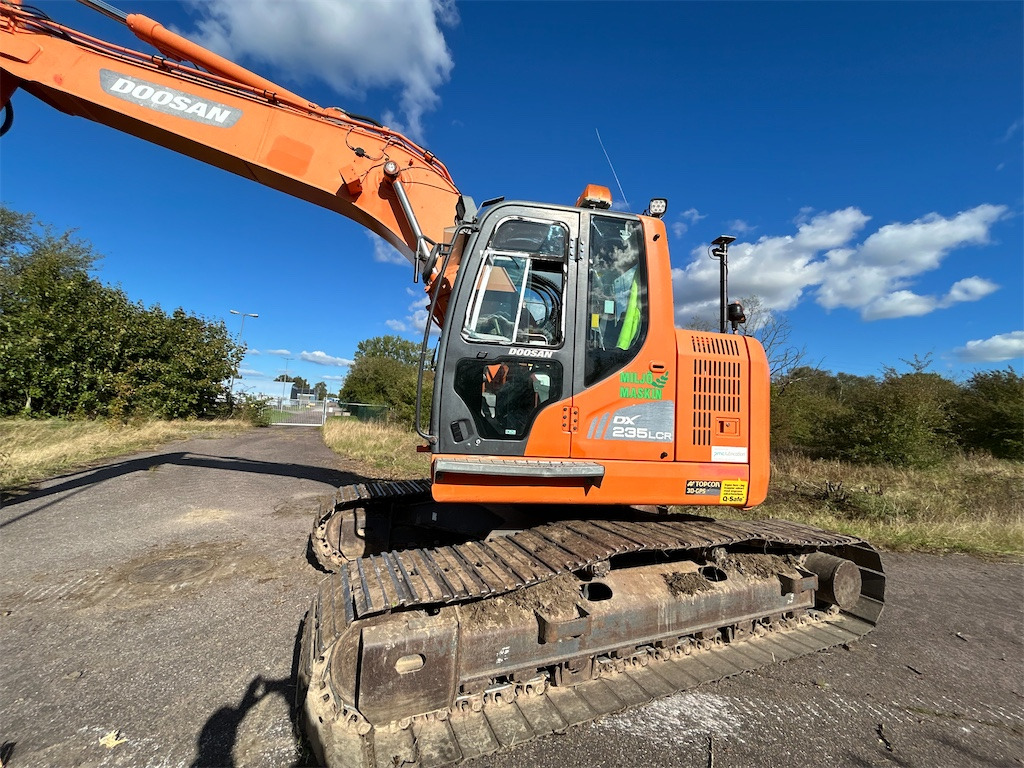 Doosan DX 235 LCR - Paletli ekskavatör: fotoğraf 4 Doosan DX 235 LCR - Paletli ekskavatör: fotoğraf 4