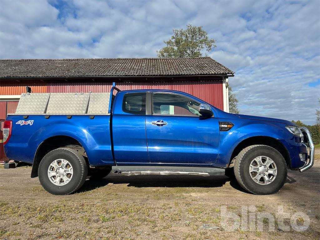 Ford Ranger SuperCab 2.2 TDCi 4x4 Manuell - Pikap: fotoğraf 4 Ford Ranger SuperCab 2.2 TDCi 4x4 Manuell - Pikap: fotoğraf 4