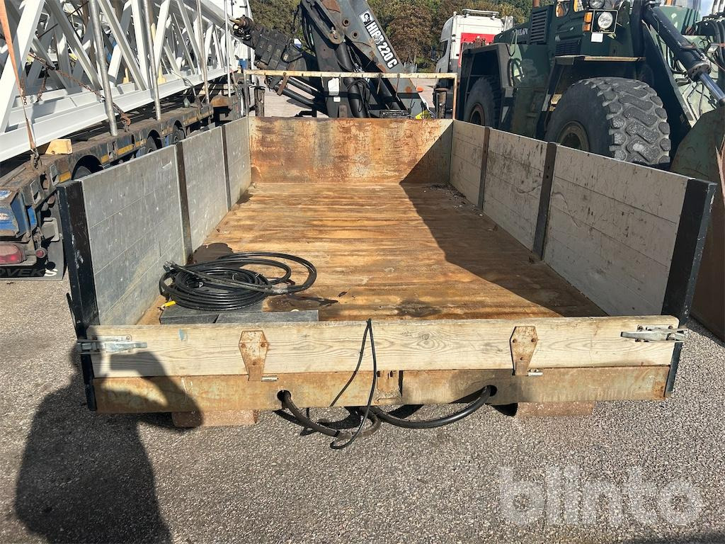 HIAB 220 C 5 med lemflak - Araç üstü vinç: fotoğraf 4 HIAB 220 C 5 med lemflak - Araç üstü vinç: fotoğraf 4
