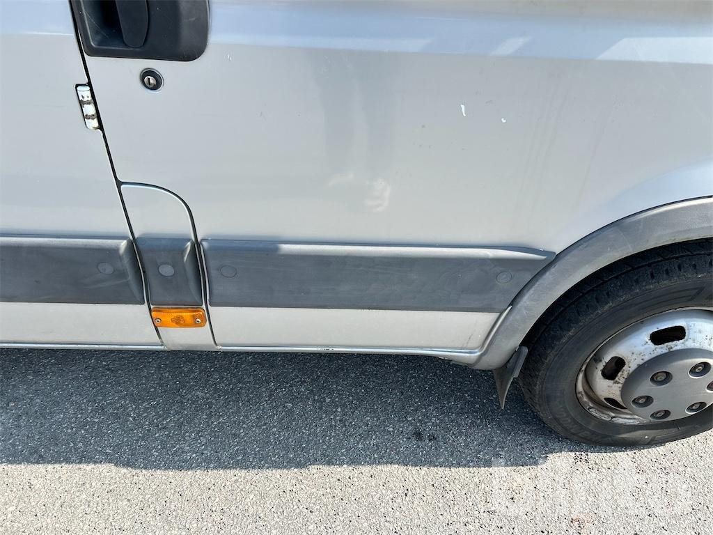 Açık kasa kamyonet, Çift kabin kamyonet Iveco Daily 3.0HP: fotoğraf 31 Açık kasa kamyonet, Çift kabin kamyonet Iveco Daily 3.0HP: fotoğraf 31