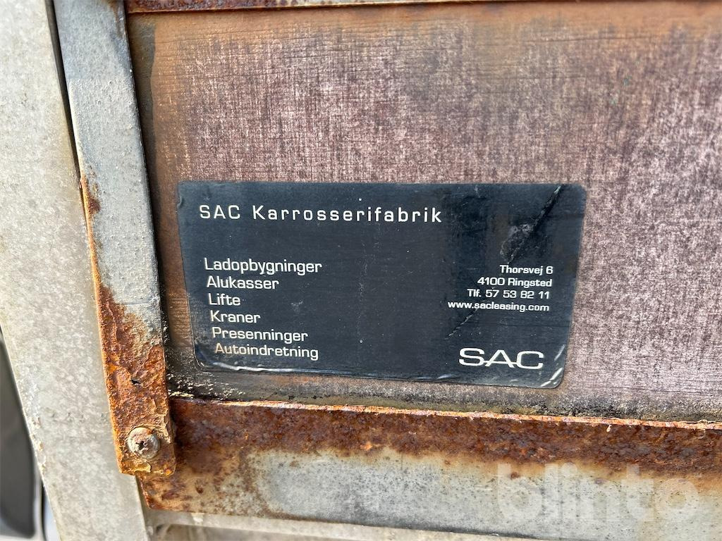 Açık kasa kamyonet, Çift kabin kamyonet Iveco Daily 3.0HP: fotoğraf 13 Açık kasa kamyonet, Çift kabin kamyonet Iveco Daily 3.0HP: fotoğraf 13