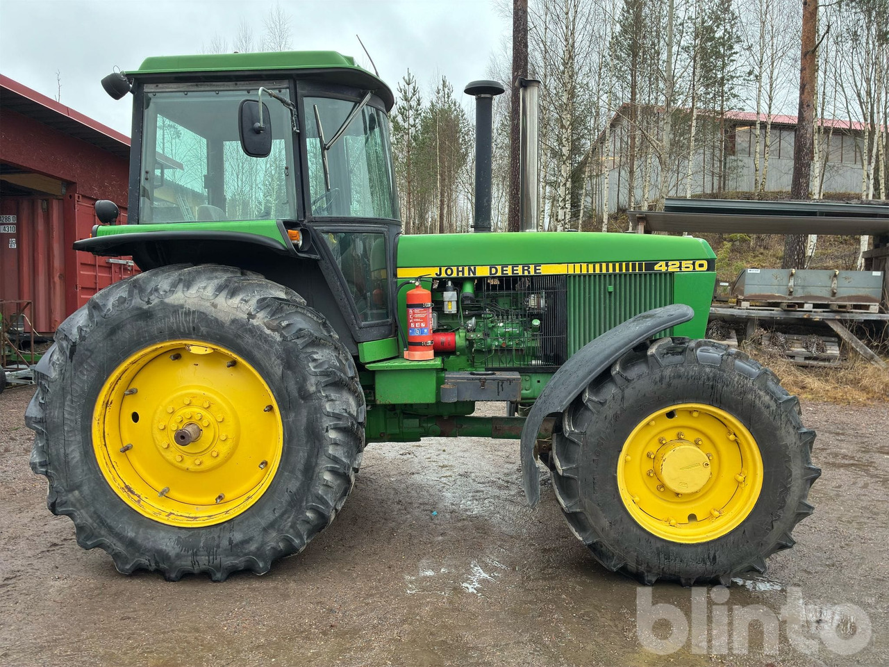 J. DEERE 4250 4WD - Traktör: fotoğraf 4 J. DEERE 4250 4WD - Traktör: fotoğraf 4
