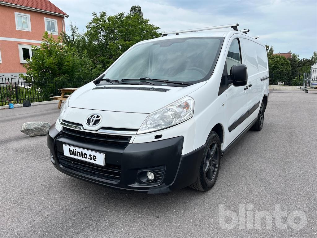 TOYOTA X - Kamyonet: fotoğraf 1 TOYOTA X - Kamyonet: fotoğraf 1