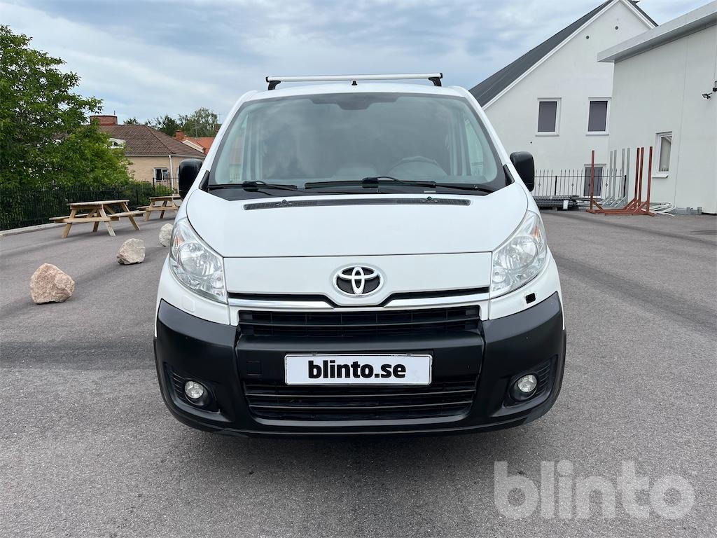 TOYOTA X - Kamyonet: fotoğraf 2 TOYOTA X - Kamyonet: fotoğraf 2