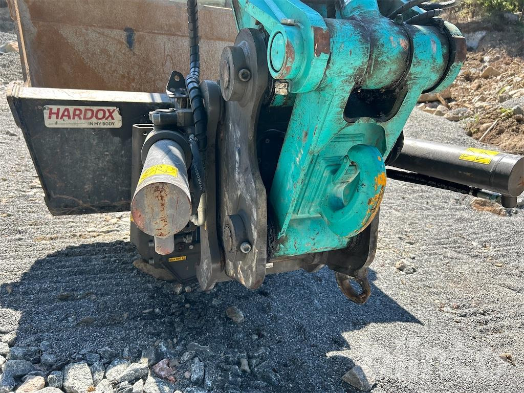 Paletli ekskavatör Kobelco SK140SRLC med 2D grävsystem och tillbehör: fotoğraf 18