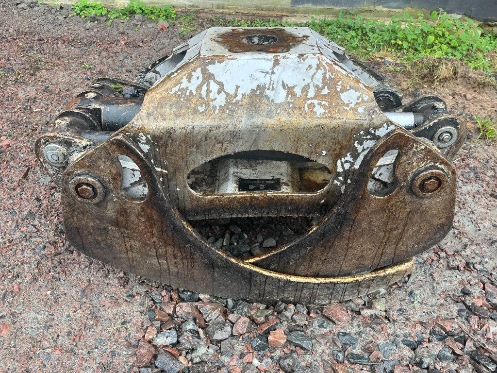 Komatsu G40HD - Balya ataşman - Orman makinaları: fotoğraf 1 Komatsu G40HD - Balya ataşman - Orman makinaları: fotoğraf 1