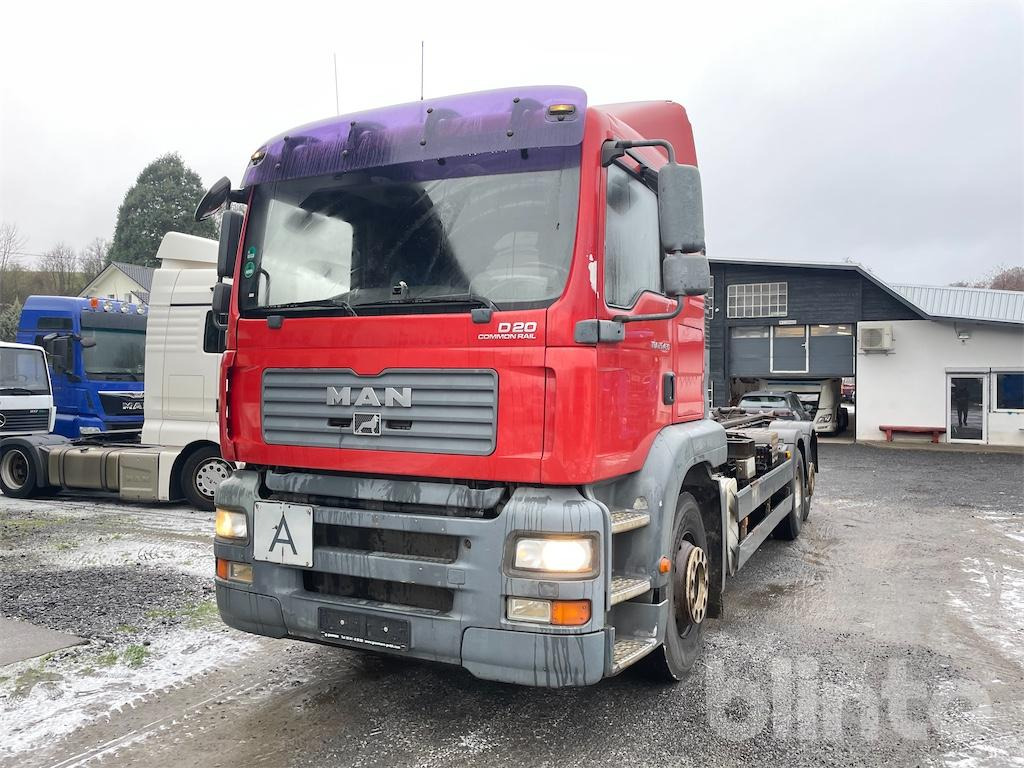 MAN TGA 26.430 (2007) - Kancalı yükleyici kamyon: fotoğraf 1 MAN TGA 26.430 (2007) - Kancalı yükleyici kamyon: fotoğraf 1