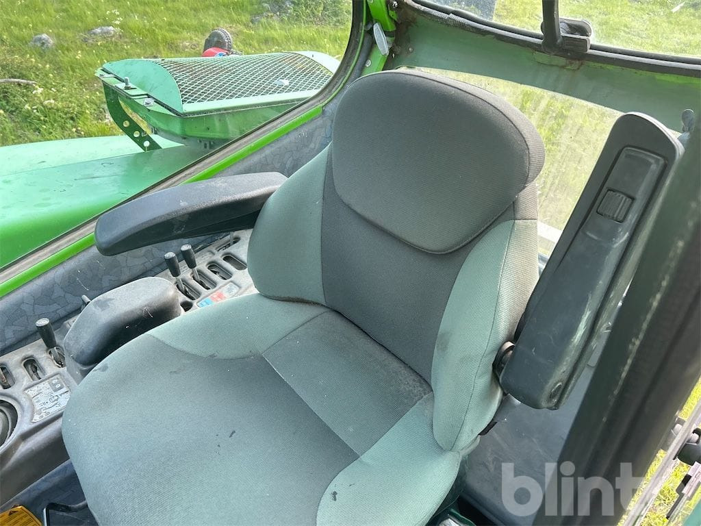 Traktör MERLO Multifarmer 30.6: fotoğraf 40