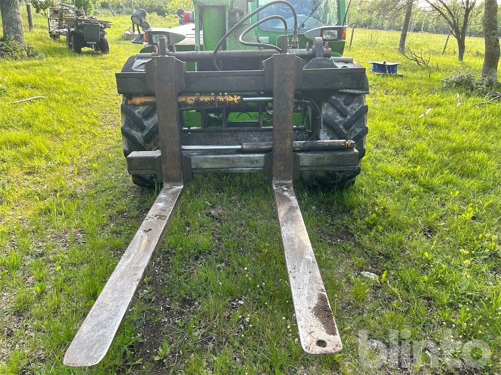 Traktör MERLO Multifarmer 30.6: fotoğraf 8