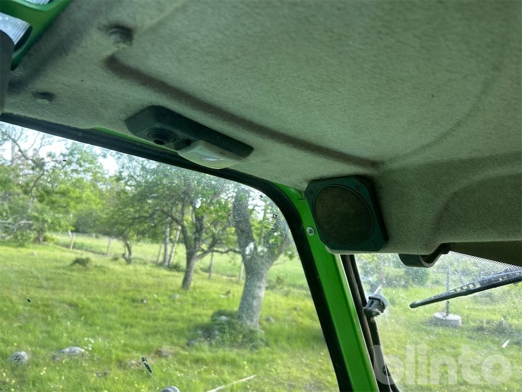 Traktör MERLO Multifarmer 30.6: fotoğraf 38