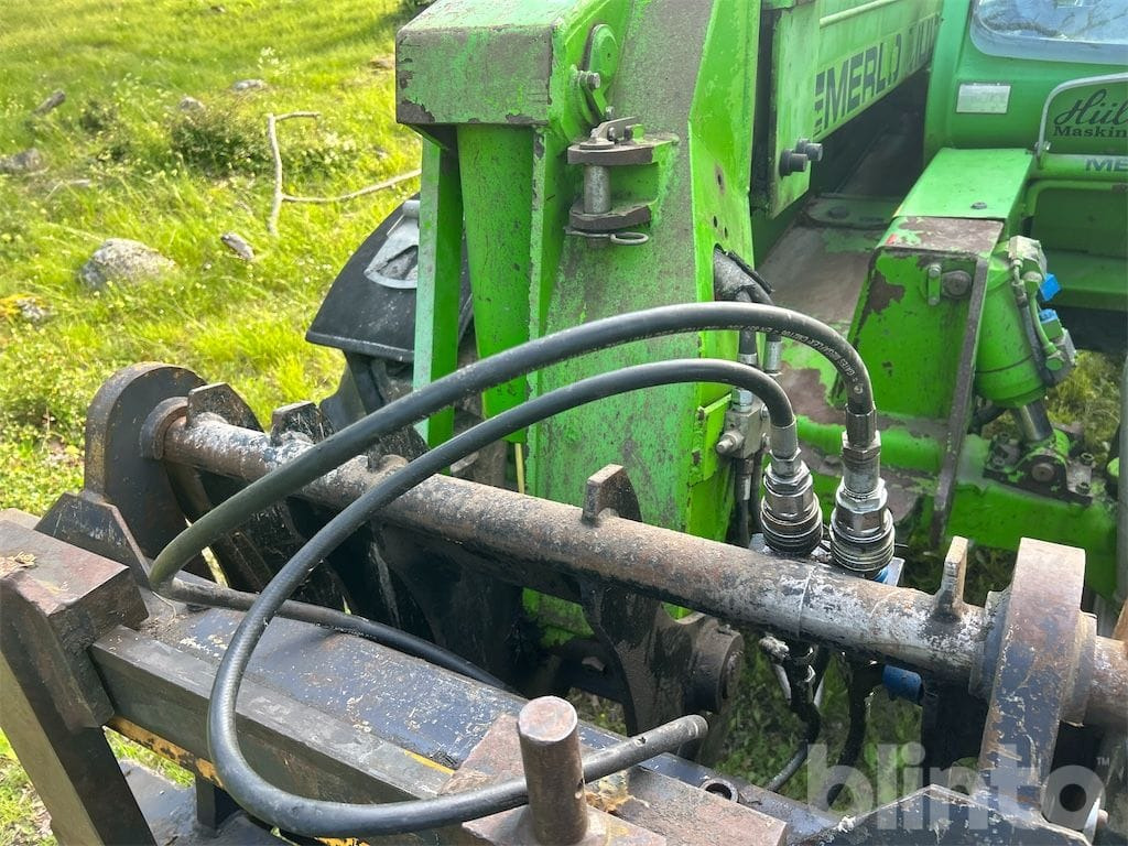Traktör MERLO Multifarmer 30.6: fotoğraf 10