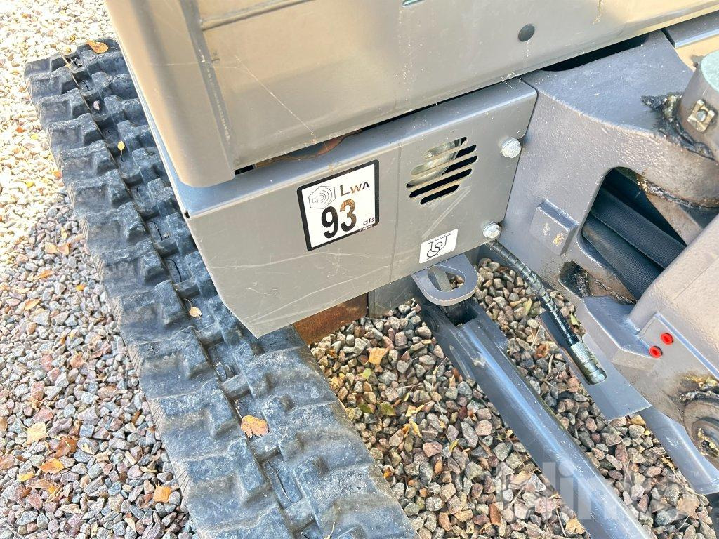 Volvo EC18 E - Mini ekskavatör: fotoğraf 5 Volvo EC18 E - Mini ekskavatör: fotoğraf 5