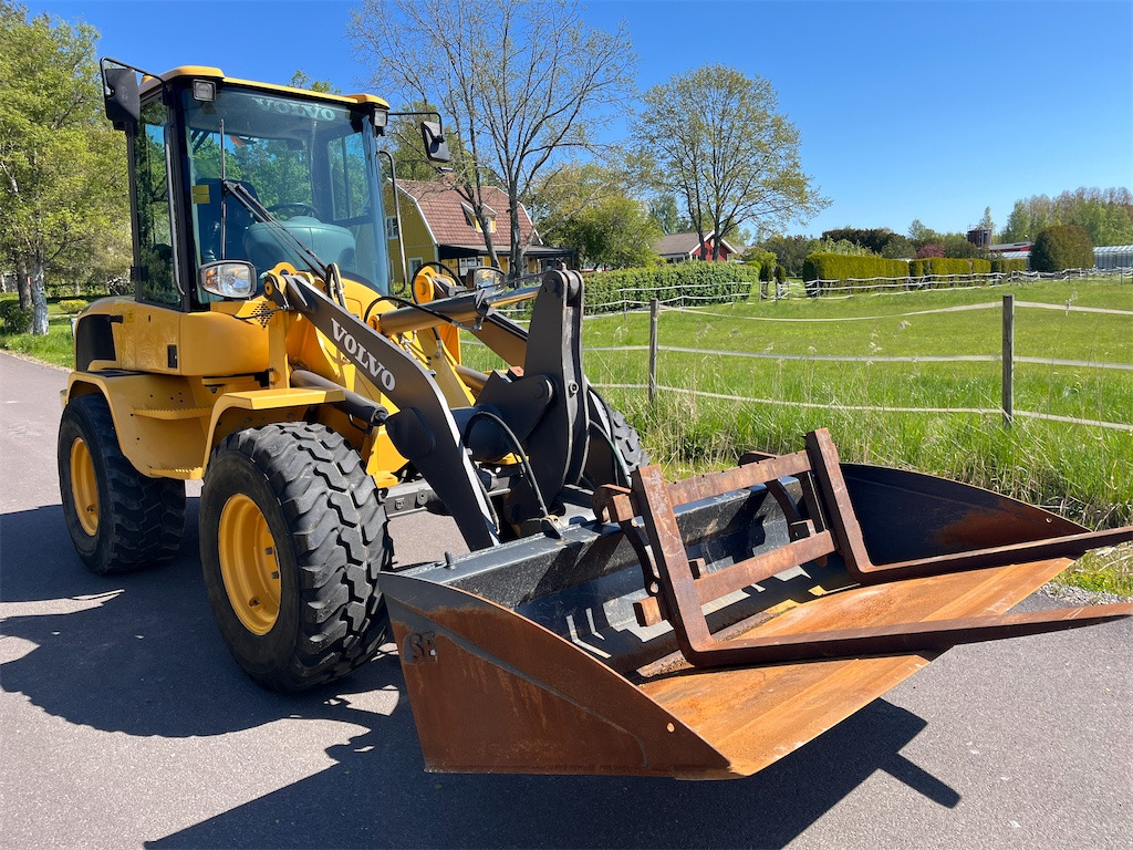 Volvo L30G - Tekerlekli yükleyici: fotoğraf 5 Volvo L30G - Tekerlekli yükleyici: fotoğraf 5