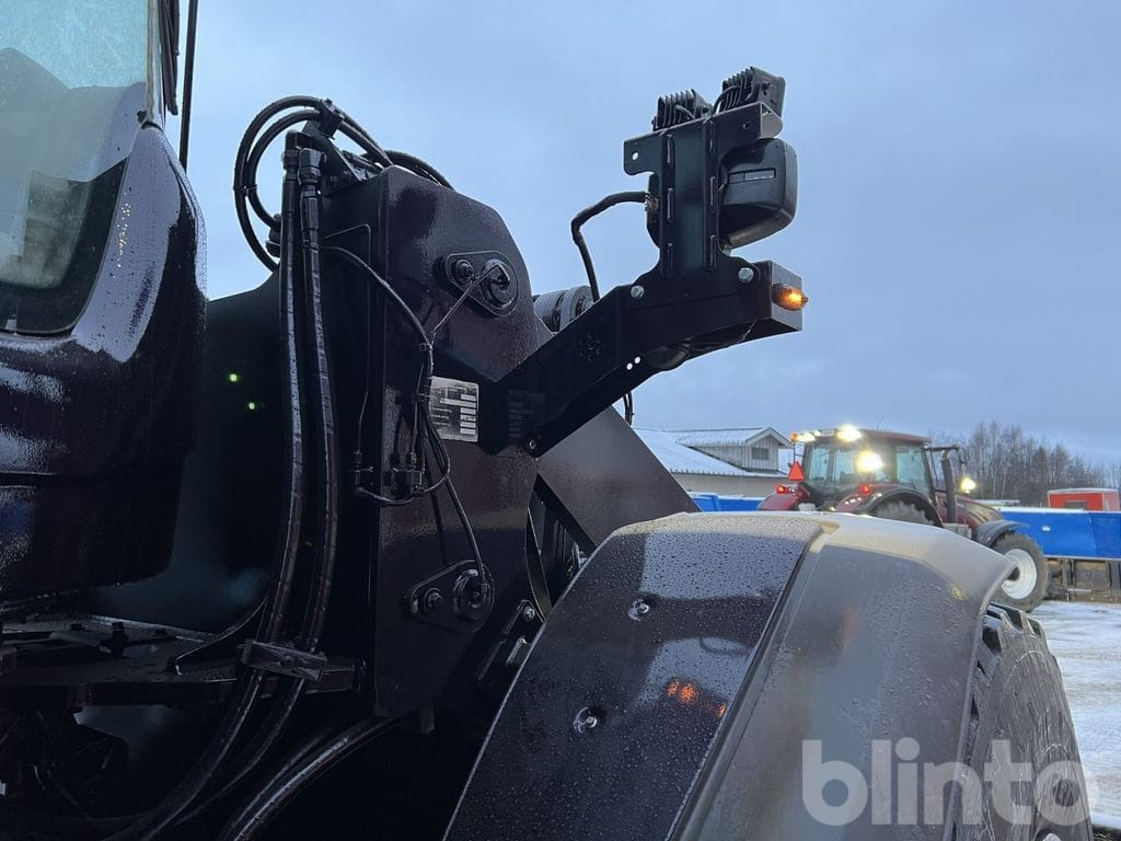 Tekerlekli yükleyici Volvo L90F: fotoğraf 29 Tekerlekli yükleyici Volvo L90F: fotoğraf 29