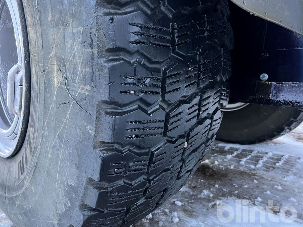 Tekerlekli yükleyici Volvo L90F: fotoğraf 37 Tekerlekli yükleyici Volvo L90F: fotoğraf 37