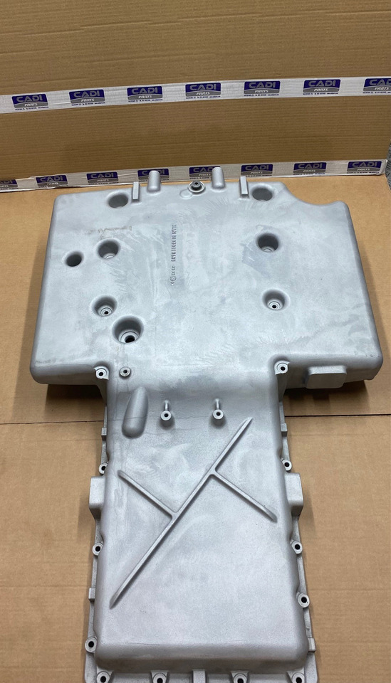 COPPA OLIO MOTORE BUS - 51058015764 - MAN D2066LOH26 - D2676LOH - Yağ karteri - Otobüs: fotoğraf 3 COPPA OLIO MOTORE BUS - 51058015764 - MAN D2066LOH26 - D2676LOH - Yağ karteri - Otobüs: fotoğraf 3