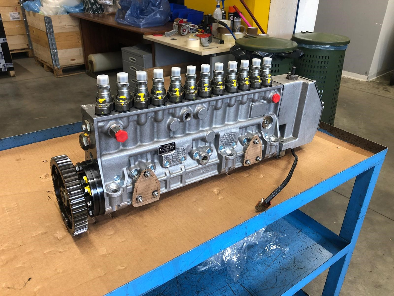 POMPA INIEZIONE MOTORE MAN D2842 - Yakıt pompasi: fotoğraf 2 POMPA INIEZIONE MOTORE MAN D2842 - Yakıt pompasi: fotoğraf 2