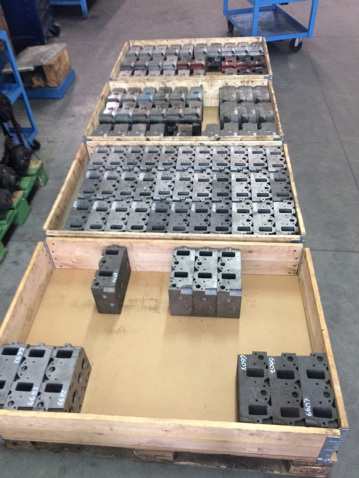 TESTATE MOTORI MAN D0824 / D0826 / D0834 / D0836 - Motor ve yedek parça - Kamyon: fotoğraf 2 TESTATE MOTORI MAN D0824 / D0826 / D0834 / D0836 - Motor ve yedek parça - Kamyon: fotoğraf 2