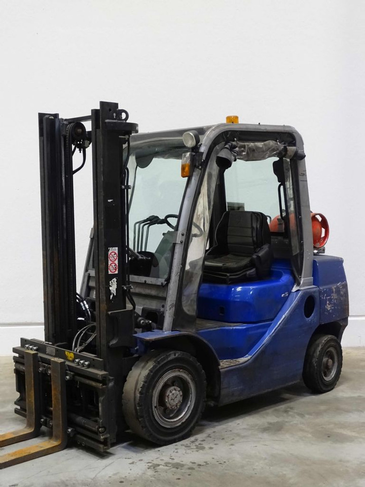 Cesab M325G - LPG forklift: fotoğraf 1 Cesab M325G - LPG forklift: fotoğraf 1