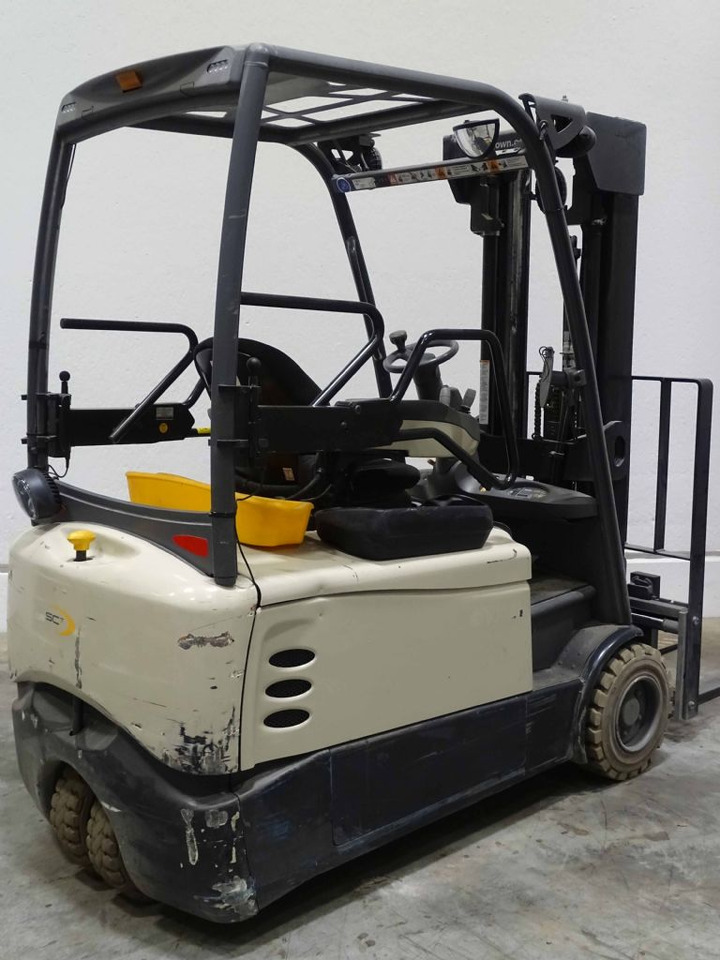 Crown SCT6060-2.0 - Elektrikli forklift: fotoğraf 2 Crown SCT6060-2.0 - Elektrikli forklift: fotoğraf 2