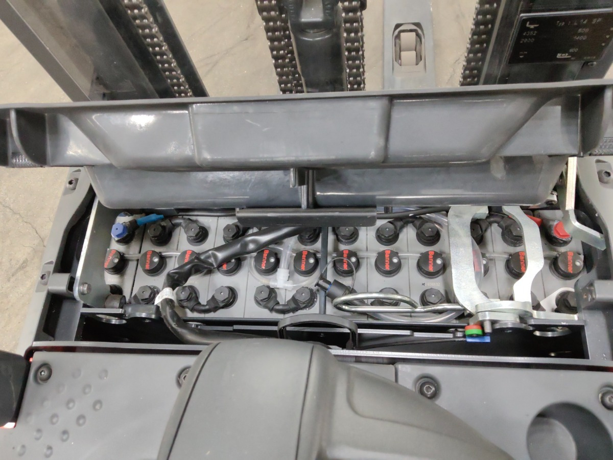 Linde L14SP - Istif makinası: fotoğraf 4 Linde L14SP - Istif makinası: fotoğraf 4