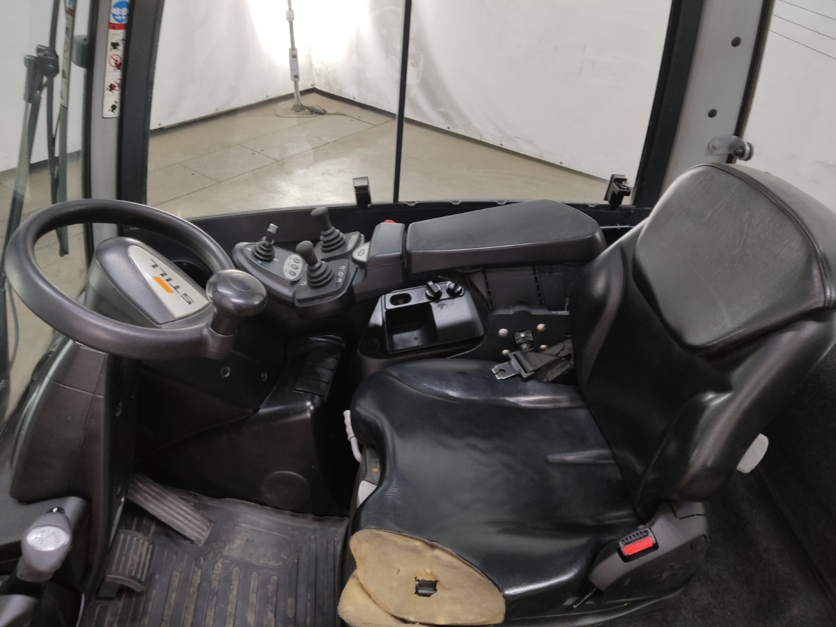 Still RX70-30 - Dizel forklift: fotoğraf 3 Still RX70-30 - Dizel forklift: fotoğraf 3