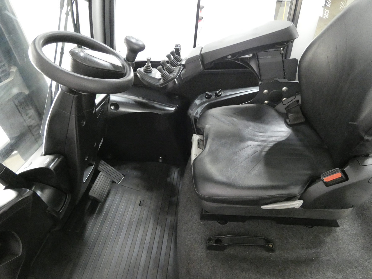 Still RX70-70 - Dizel forklift: fotoğraf 3 Still RX70-70 - Dizel forklift: fotoğraf 3