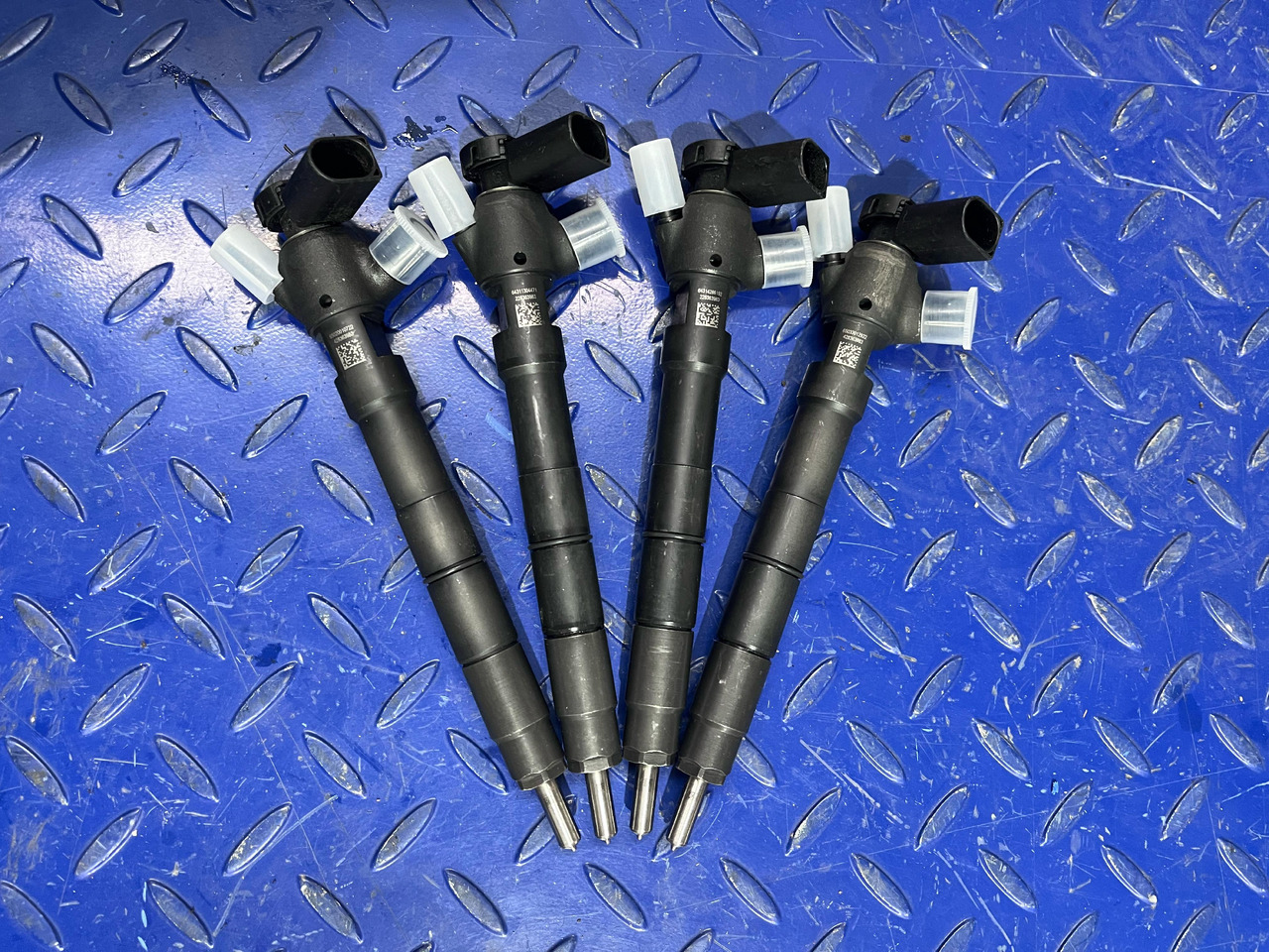 DELPHI 28475604 VW MAN 2.0L - Enjektör: fotoğraf 1 DELPHI 28475604 VW MAN 2.0L - Enjektör: fotoğraf 1