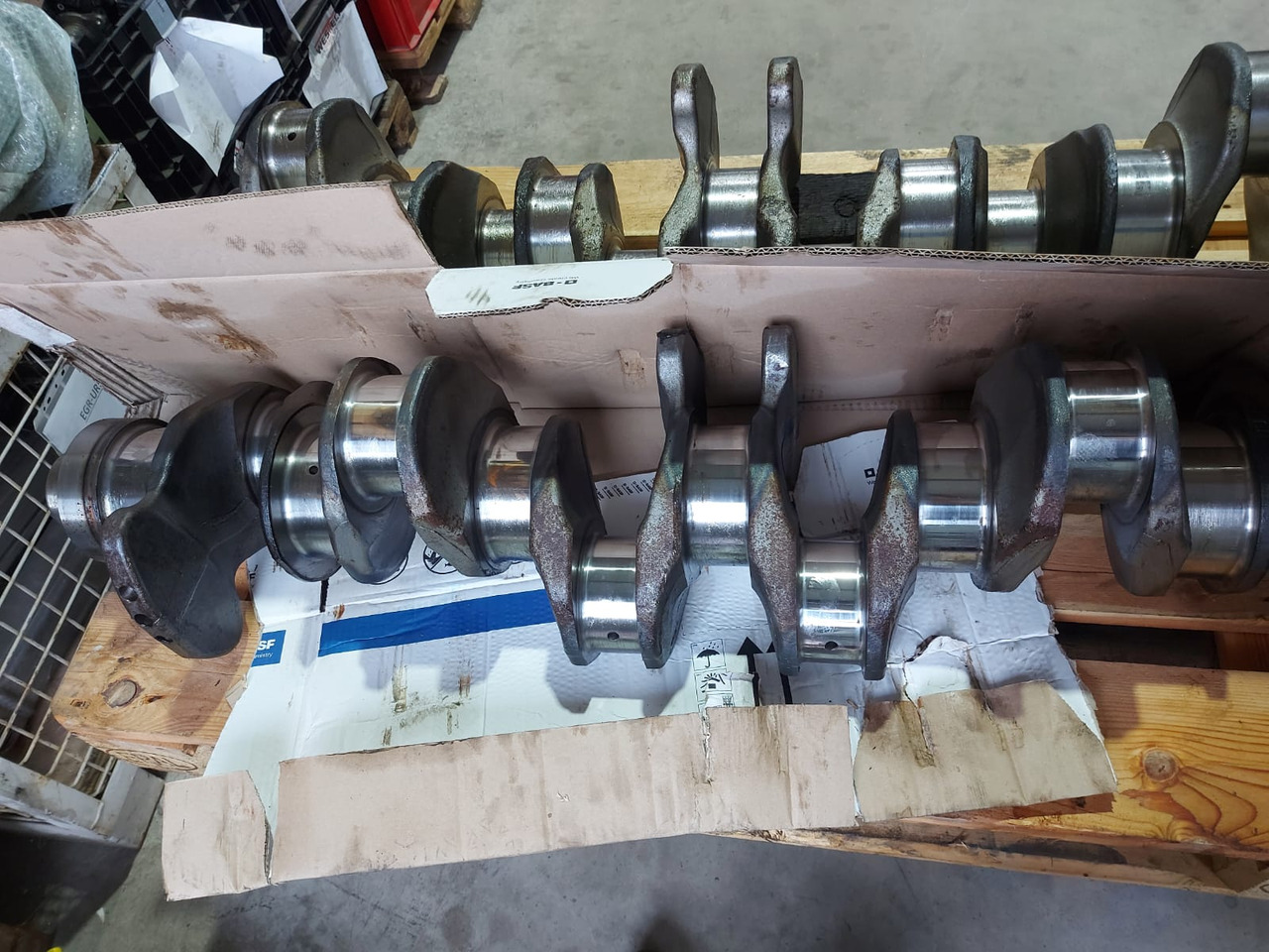 Mercedes Crankshaft OM473 Euro 6 - Krank mili: fotoğraf 2 Mercedes Crankshaft OM473 Euro 6 - Krank mili: fotoğraf 2