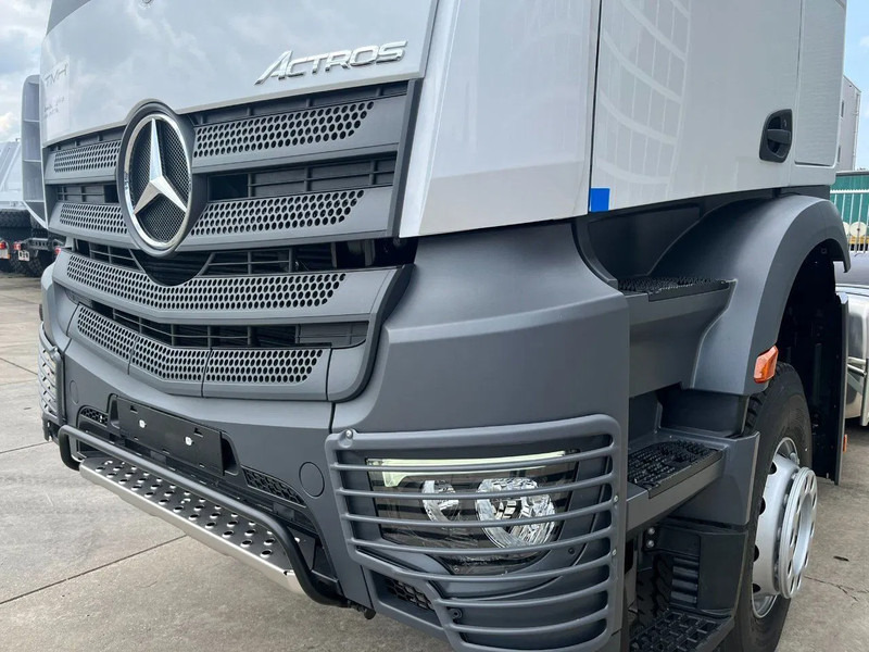 Yeni Çekici Mercedes-Benz Actros 3348 S 6x4 Tractor Head: fotoğraf 11