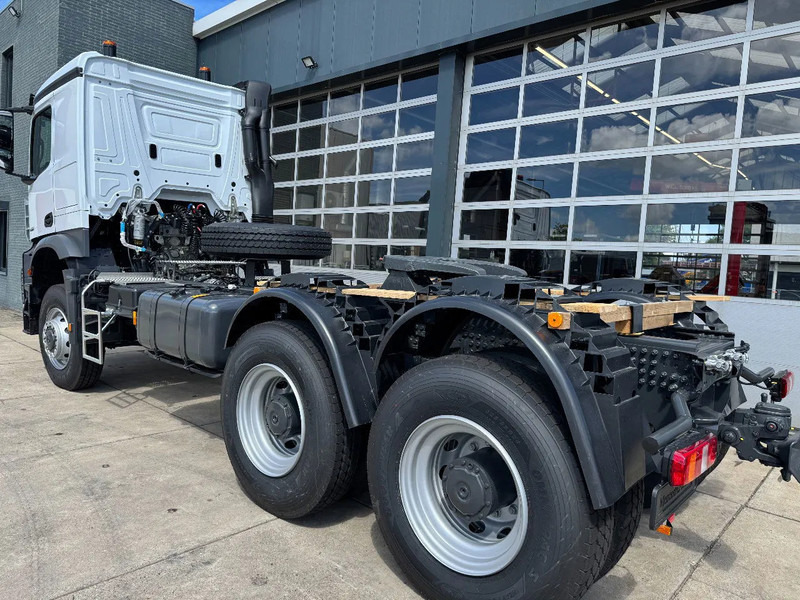 Mercedes-Benz Arocs 4058 AS 6x6 Tractor Head 180T Push Pull EURO-3 - Çekici: fotoğraf 2 Mercedes-Benz Arocs 4058 AS 6x6 Tractor Head 180T Push Pull EURO-3 - Çekici: fotoğraf 2