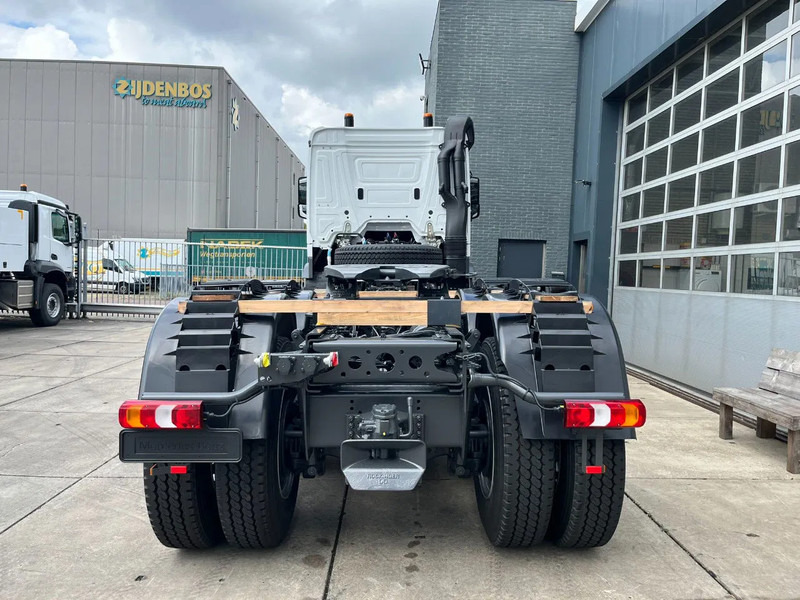 Mercedes-Benz Arocs 4058 AS 6x6 Tractor Head 180T Push Pull (Pre order) - Çekici: fotoğraf 4 Mercedes-Benz Arocs 4058 AS 6x6 Tractor Head 180T Push Pull (Pre order) - Çekici: fotoğraf 4