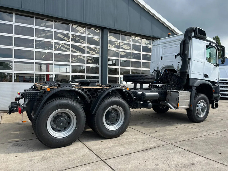 Mercedes-Benz Arocs 4058 AS 6x6 Tractor Head 180T Push Pull (Pre order) - Çekici: fotoğraf 5 Mercedes-Benz Arocs 4058 AS 6x6 Tractor Head 180T Push Pull (Pre order) - Çekici: fotoğraf 5