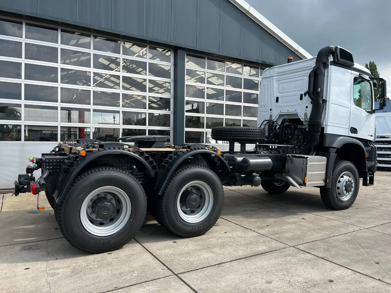 Mercedes-Benz Arocs 4058 AS 6x6 Tractor Head 180T Push Pull (Pre order) - Çekici: fotoğraf 5 Mercedes-Benz Arocs 4058 AS 6x6 Tractor Head 180T Push Pull (Pre order) - Çekici: fotoğraf 5