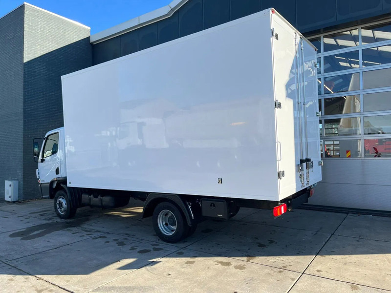 Mercedes-Benz Accelo 915 4x2 Closed Cargo Truck - Kapalı kasa kamyon: fotoğraf 3 Mercedes-Benz Accelo 915 4x2 Closed Cargo Truck - Kapalı kasa kamyon: fotoğraf 3