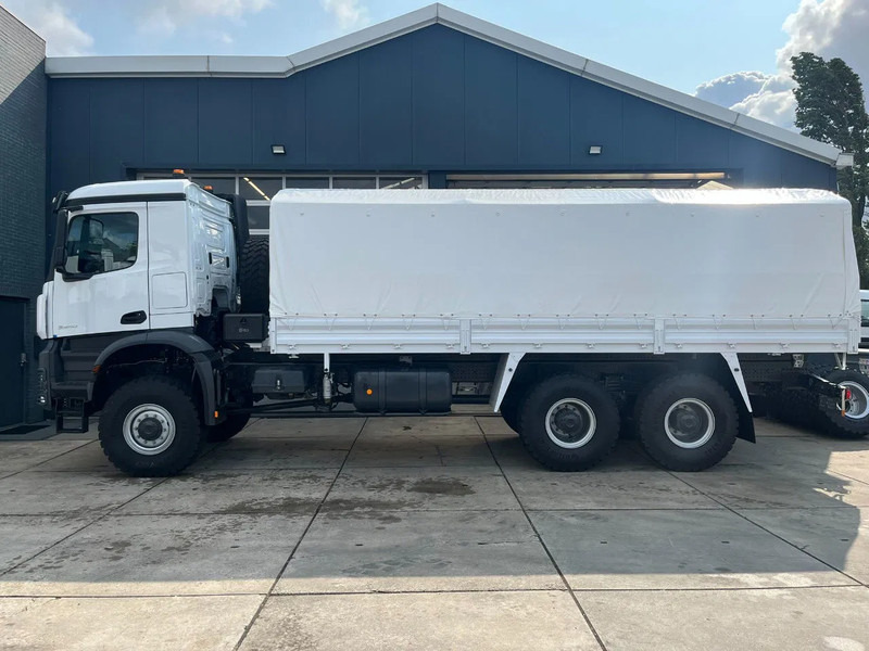Mercedes-Benz Arocs 3340 A 6x6 Cargo Truck - Tenteli kamyon: fotoğraf 2 Mercedes-Benz Arocs 3340 A 6x6 Cargo Truck - Tenteli kamyon: fotoğraf 2