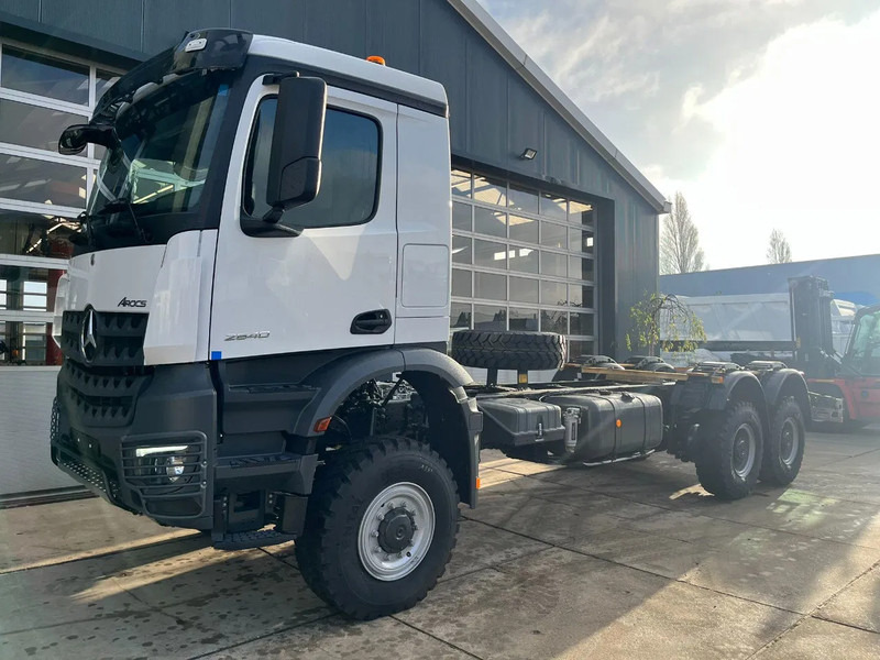 Mercedes-Benz Arocs 3340 A 6x6 Chassis cabin - Şasi kamyon: fotoğraf 1 Mercedes-Benz Arocs 3340 A 6x6 Chassis cabin - Şasi kamyon: fotoğraf 1