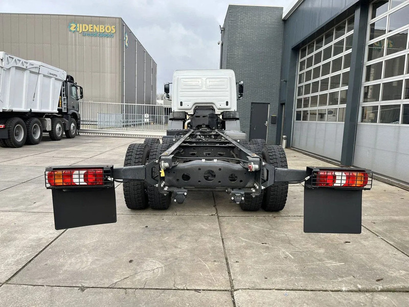 Mercedes-Benz Axor 3344 6x4 Chassis Cabin - Şasi kamyon: fotoğraf 5 Mercedes-Benz Axor 3344 6x4 Chassis Cabin - Şasi kamyon: fotoğraf 5