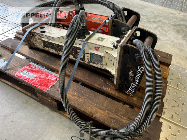 BEILITE Machinery Co., Ltd. Beili Hammer BLTB40 - Hidrolik kırıcı - İş makinaları: fotoğraf 2 BEILITE Machinery Co., Ltd. Beili Hammer BLTB40 - Hidrolik kırıcı - İş makinaları: fotoğraf 2